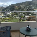 Positive Vibe Luxury With Gated Parking Apartman Vlora