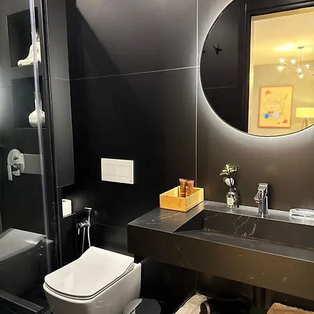 Positive Vibe Luxury With Gated Parking * Vlorë