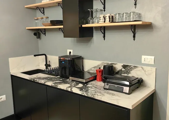 Positive Vibe Luxury With Gated Parking *